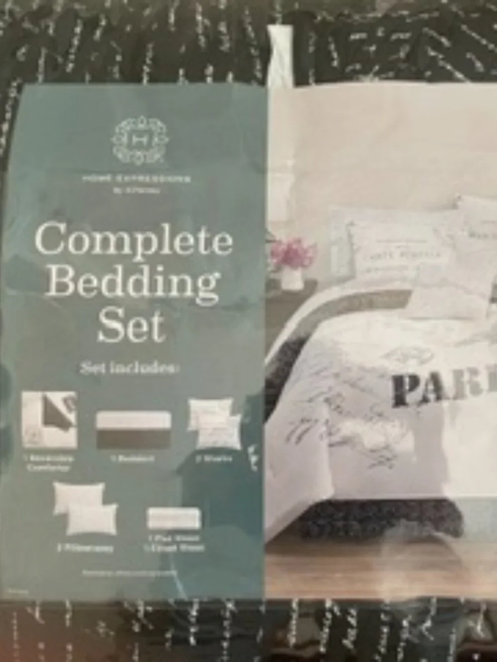 Queen size Paris bed comforter set